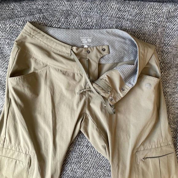 Mountain Hardwear hiking pants/shorts - Picture 1 of 10